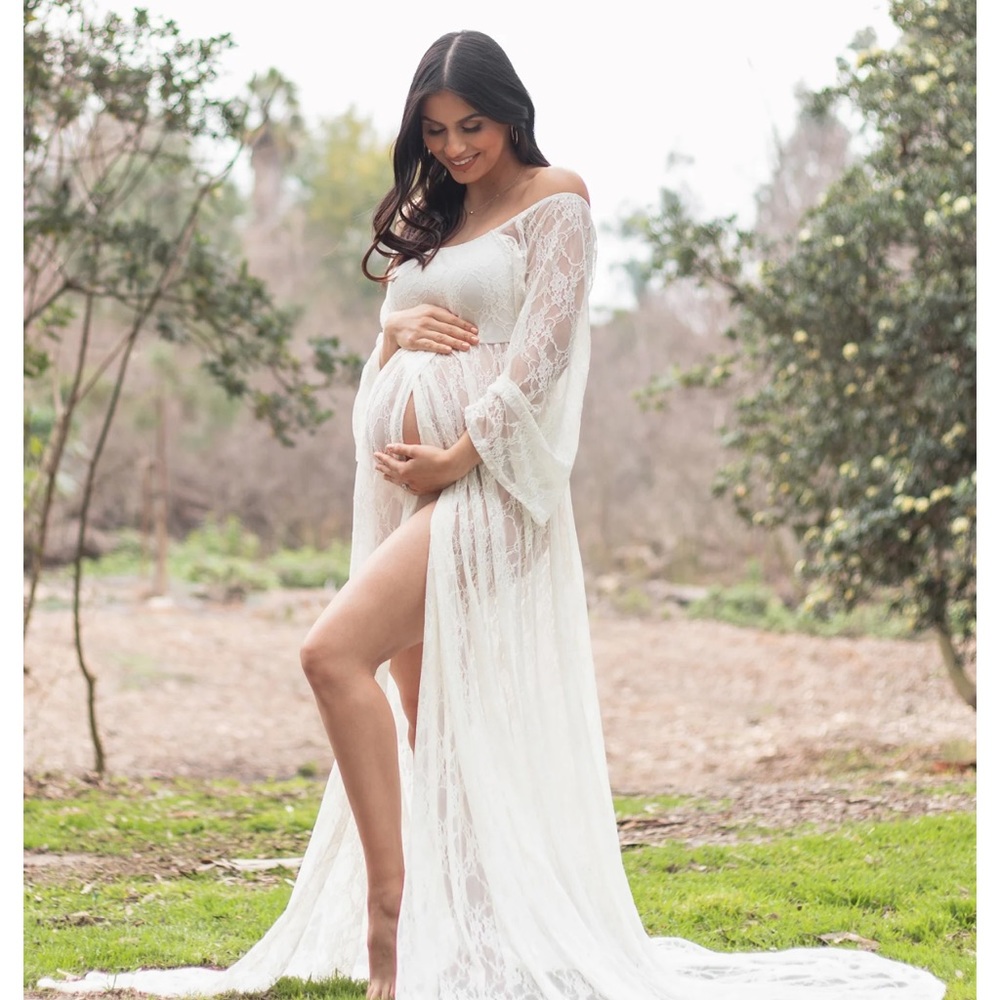 Pink Blush Maternity - White Lace Photo Shoot Gown